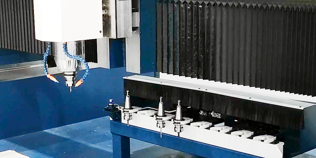 工程塑料加工中心干塑料件太粘了怎么办