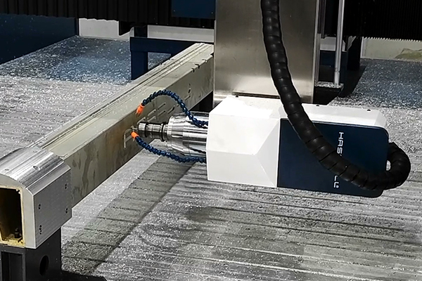 哈思孚四轴摆头加工中心